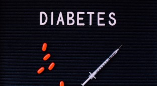Diabetes Diagnosed Earlier in Minorities 