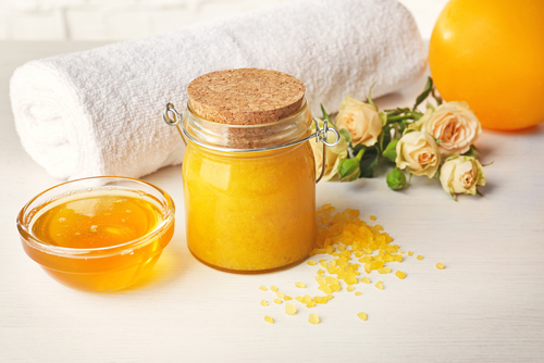 Try this Simple All-Natural DIY Scrub & Facial Mask for Smooth Skin