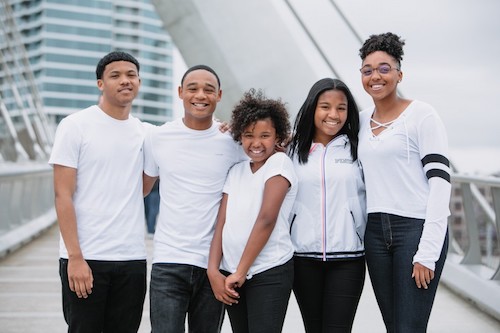 16- and 17-year-olds Should Get Pfizer’s Booster
